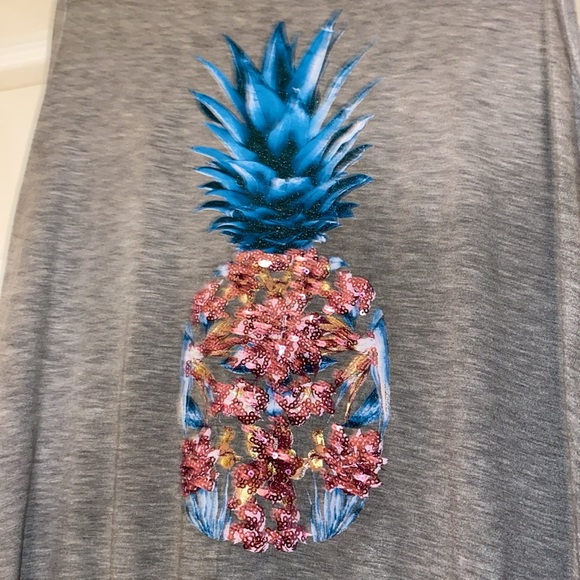 APT 9 Sleeveless Tank Top Embellished with Sequins in a Colorful Pineapple SZ SM - Picture 3 of 6
